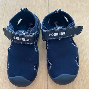 Toddler Hobibear water shoes size 10